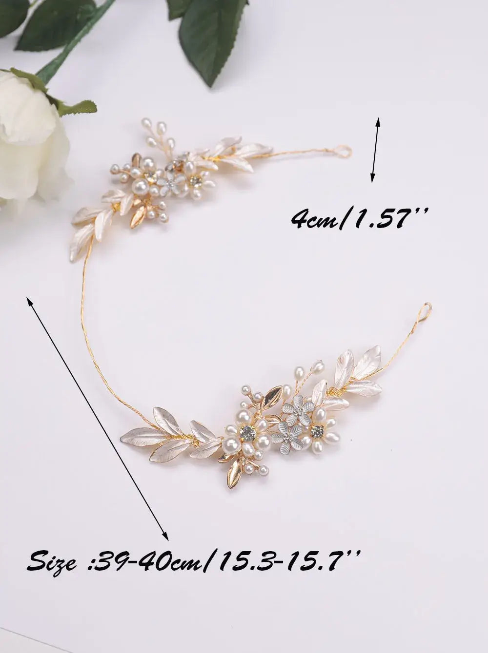 Measurement view of Princess Leaves Hair Accessories, 39-40cm long with 4cm width, ideal for elegant hair styling.
